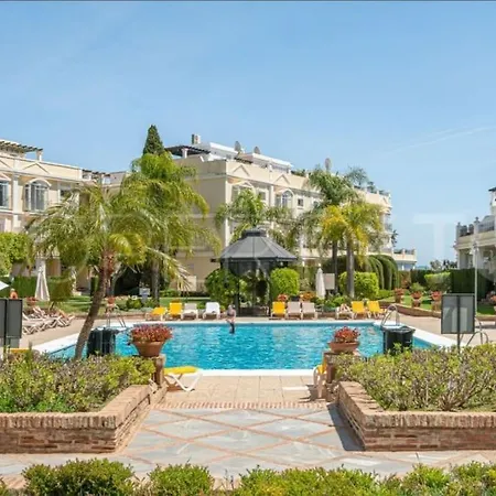 Apartment Stunning & Ultra 3 Bed, Walk Everywhere!